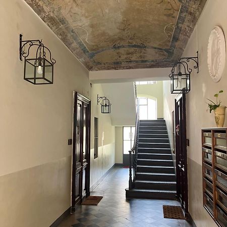 Appartamento Su Cortile Magico Turin Luaran gambar