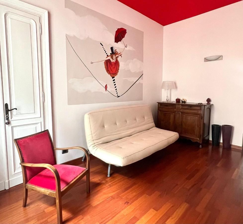 Appartamento Su Cortile Magico Turin Luaran gambar